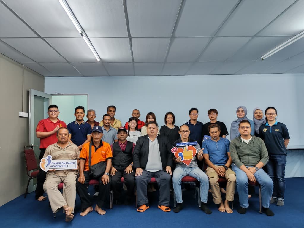Team & Community